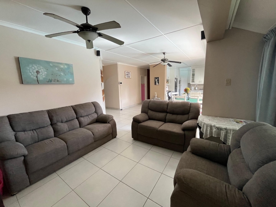 3 Bedroom Property for Sale in Beacon Bay Eastern Cape